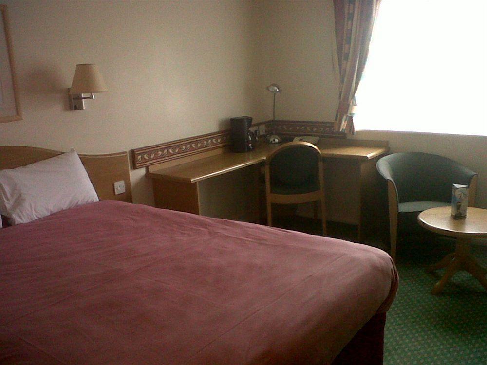 Days Inn Michaelwood M5 Falfield Экстерьер фото