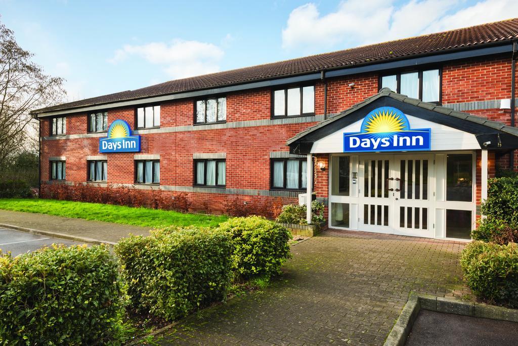 Days Inn Michaelwood M5 Falfield Экстерьер фото
