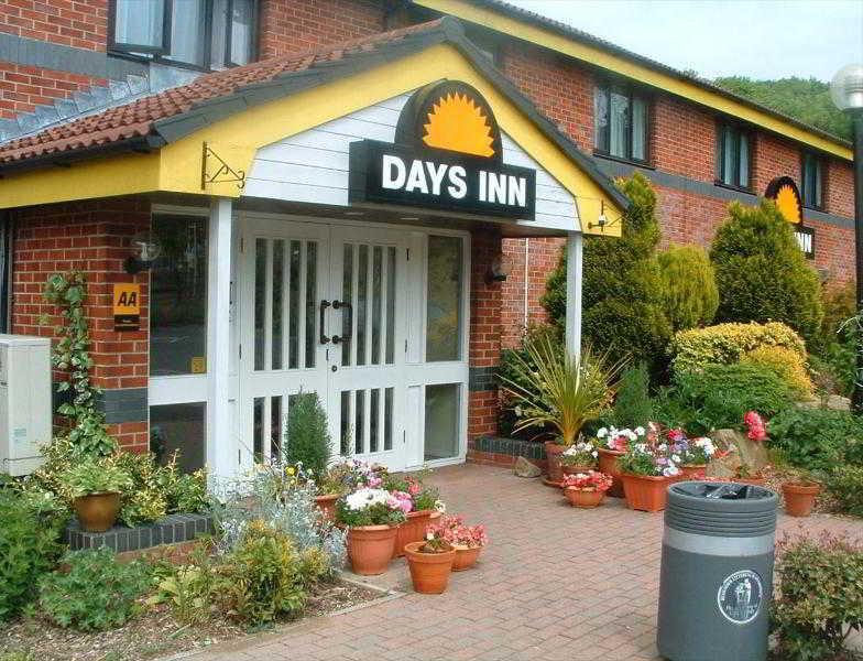 Days Inn Michaelwood M5 Falfield Экстерьер фото