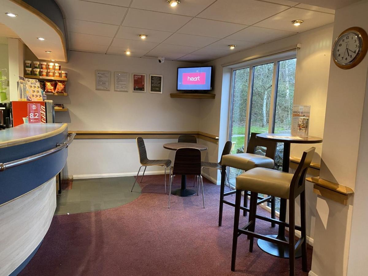 Days Inn Michaelwood M5 Falfield Экстерьер фото