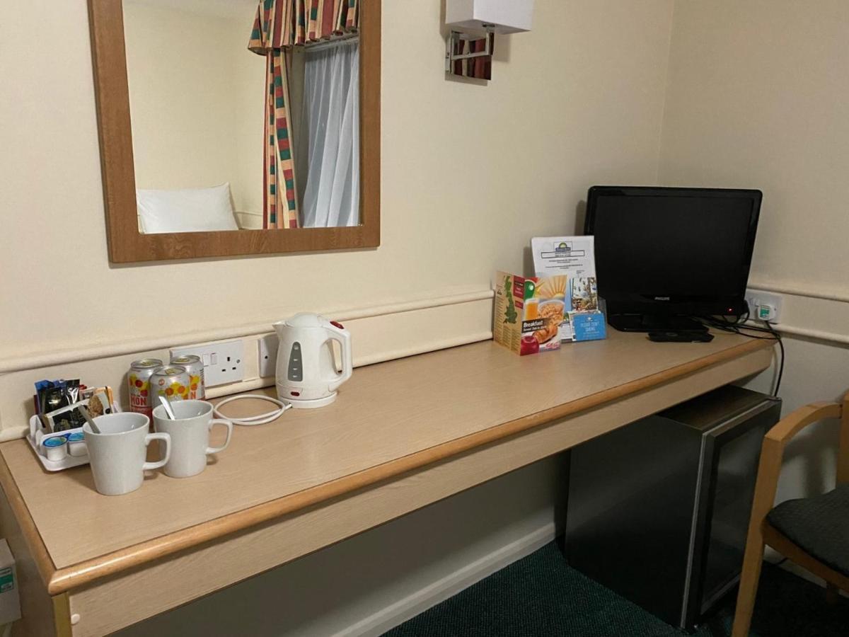 Days Inn Michaelwood M5 Falfield Экстерьер фото